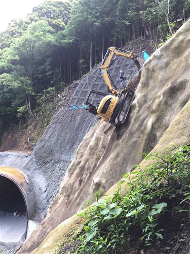 セーフティークライマー工法、平成28年改正労働安全衛生規則に準拠